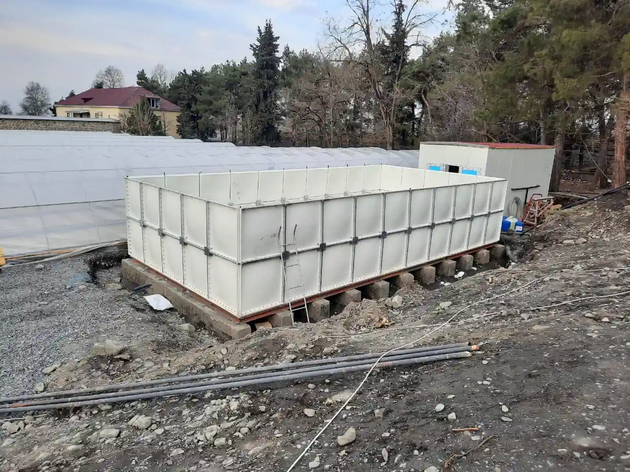 water storage tank